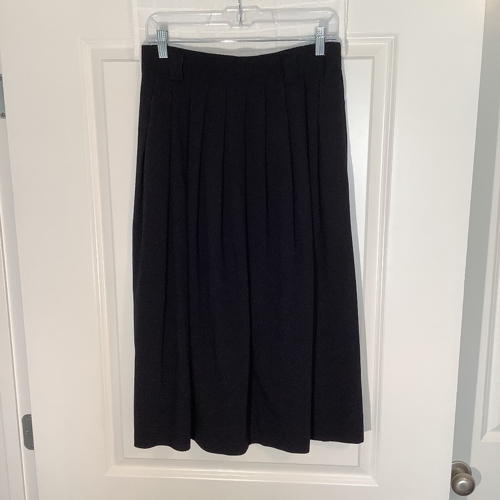 Briggs New York Ladies Skirt Black